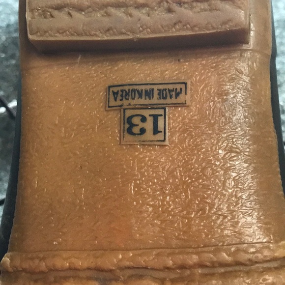 Size 13 boots - Picture 2 of 2